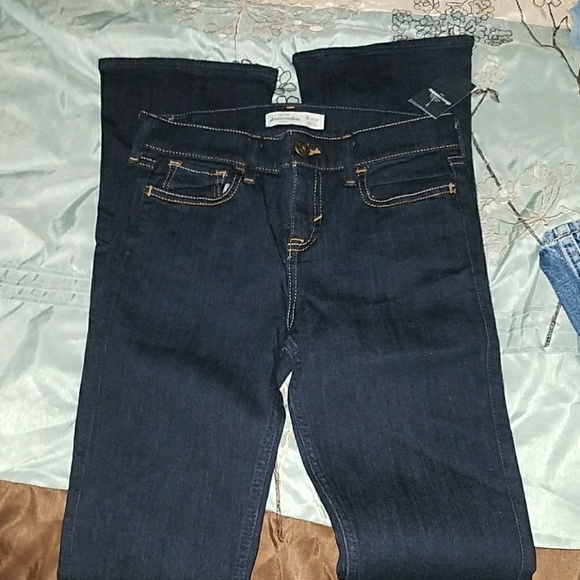 Girls Abercrombie jeans - Picture 3 of 3